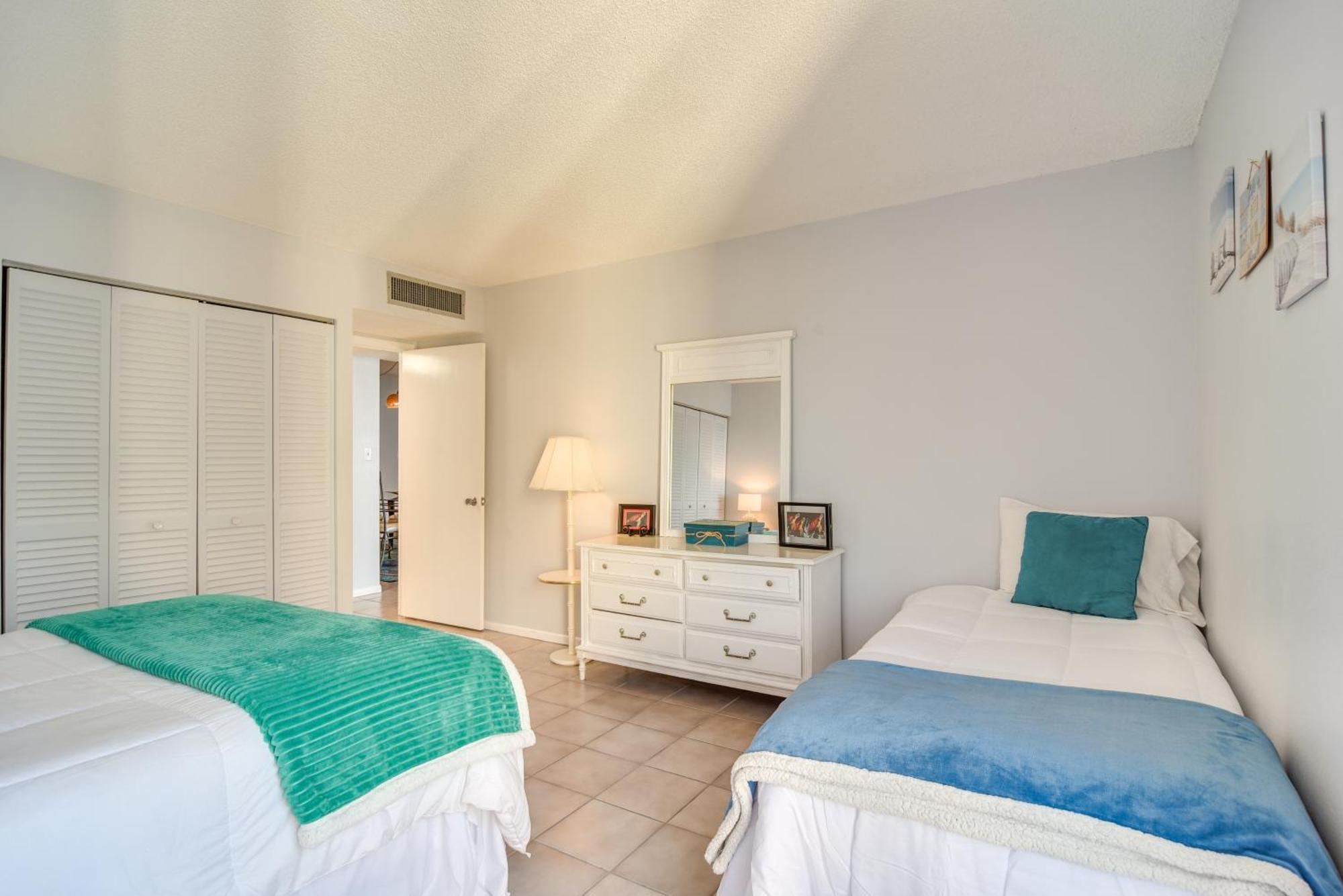 Oceanfront Condo With Balcony And Stunning Views! Clearwater Beach Εξωτερικό φωτογραφία